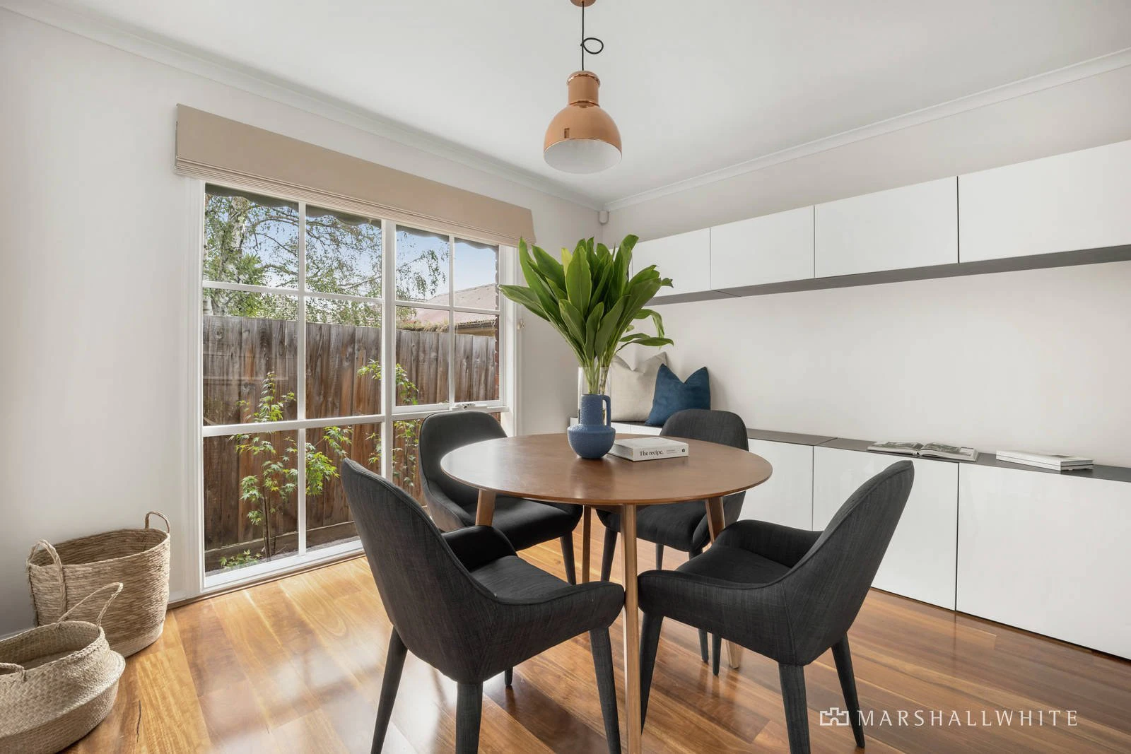 2/16 Wallace Road, Burwood, VIC