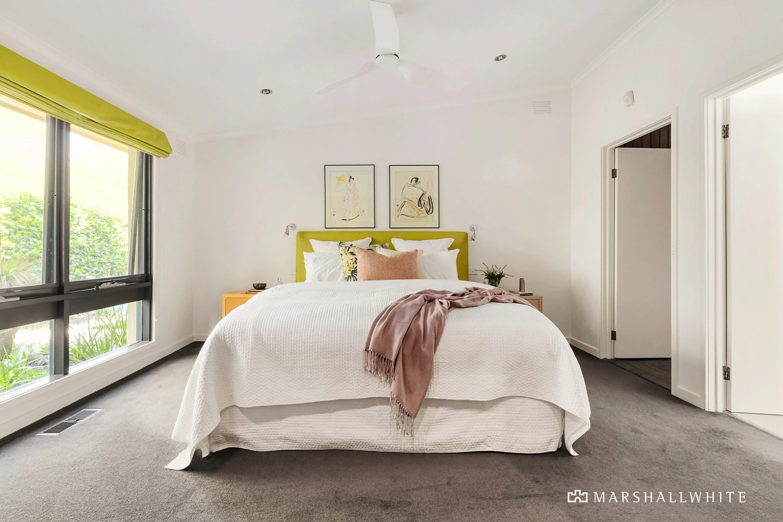 11 Bradford Avenue, Kew, VIC