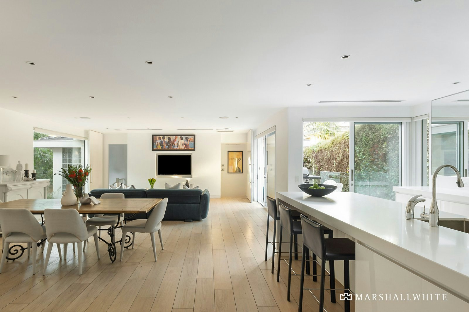 2/13 Gardiner Parade, Glen Iris, VIC