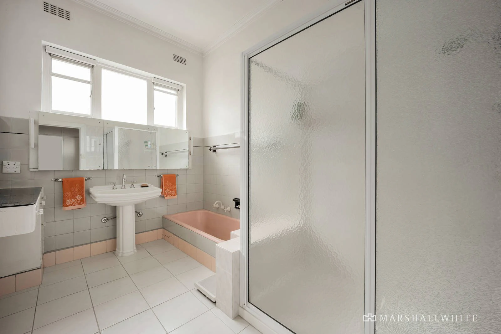 6 The Boulevard, Balwyn North, VIC