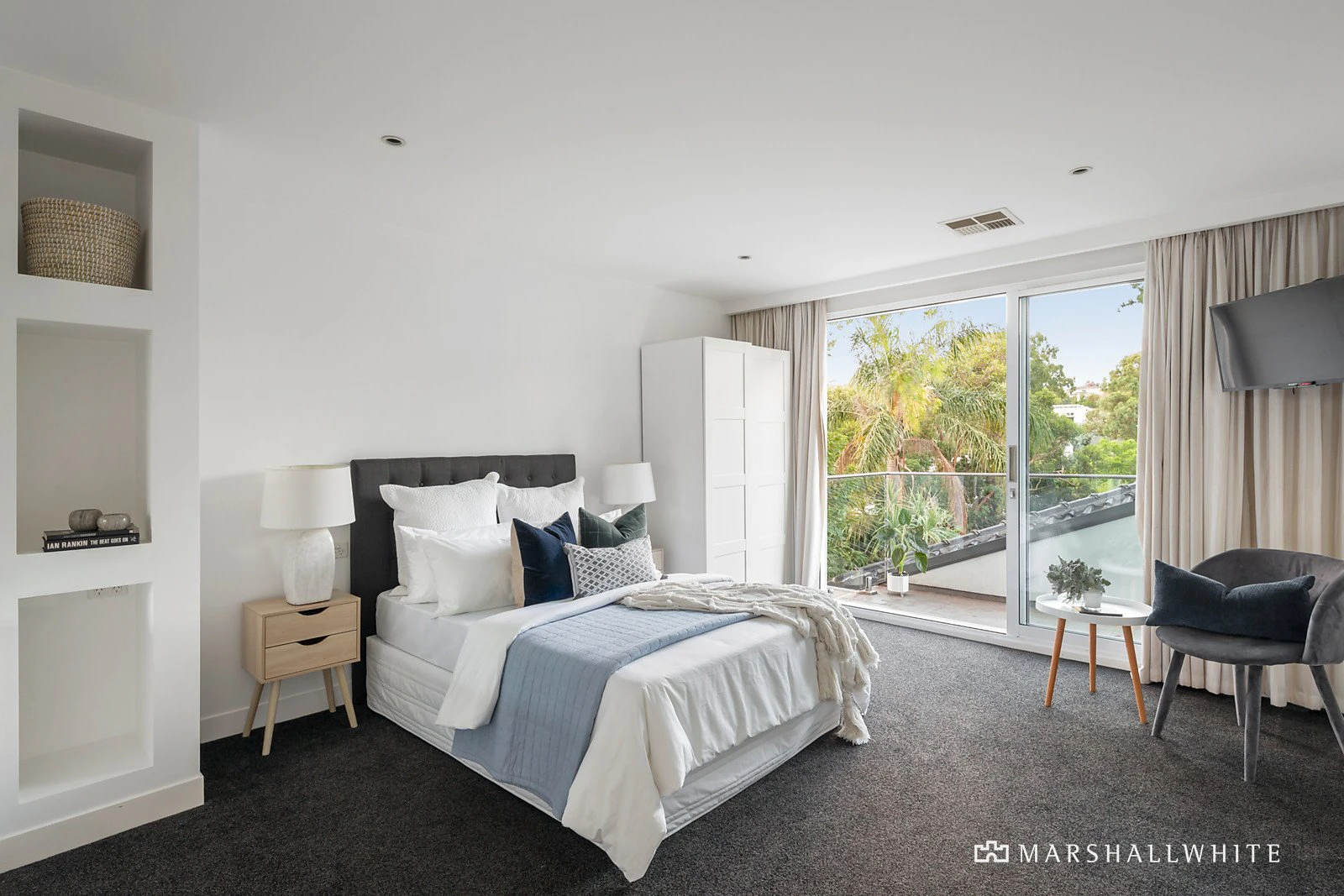 2/13 Gardiner Parade, Glen Iris, VIC