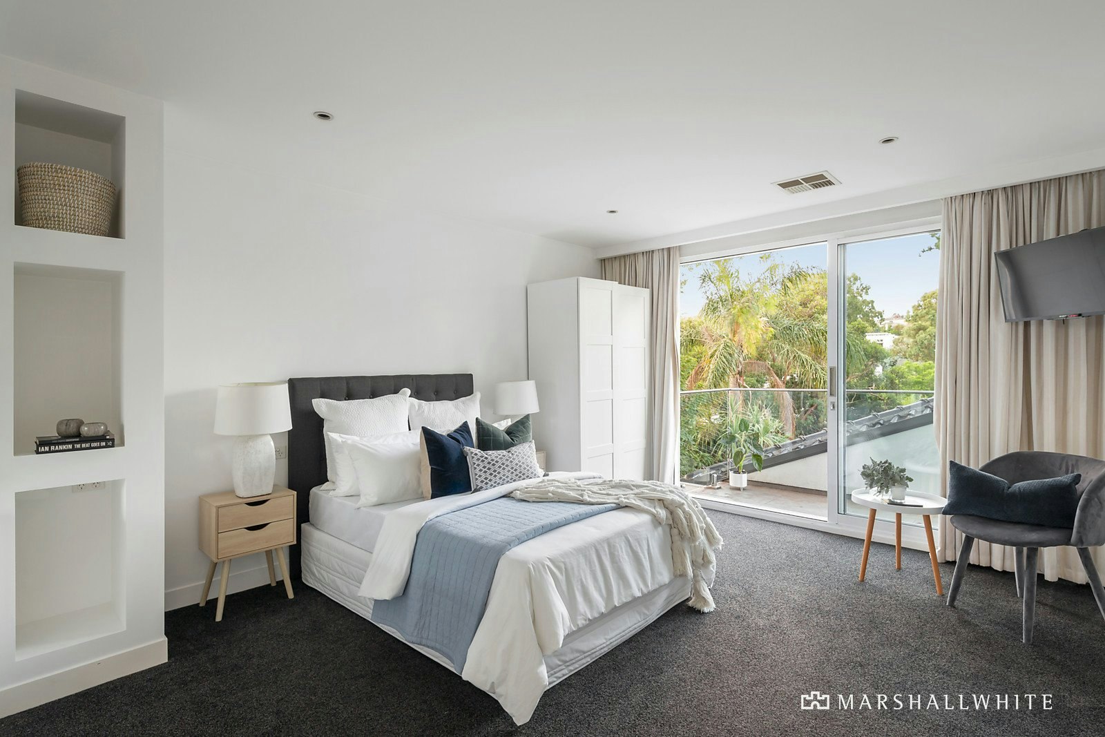 2/13 Gardiner Parade, Glen Iris, VIC