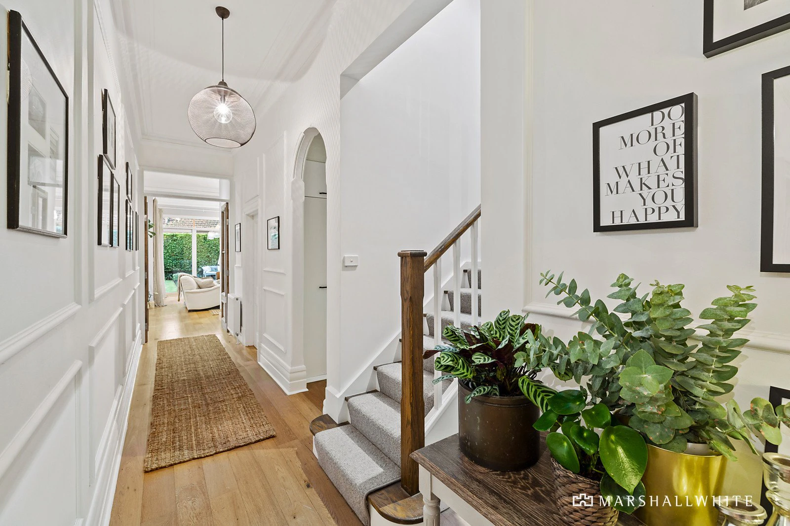 7 Central Park Road, Malvern East, VIC