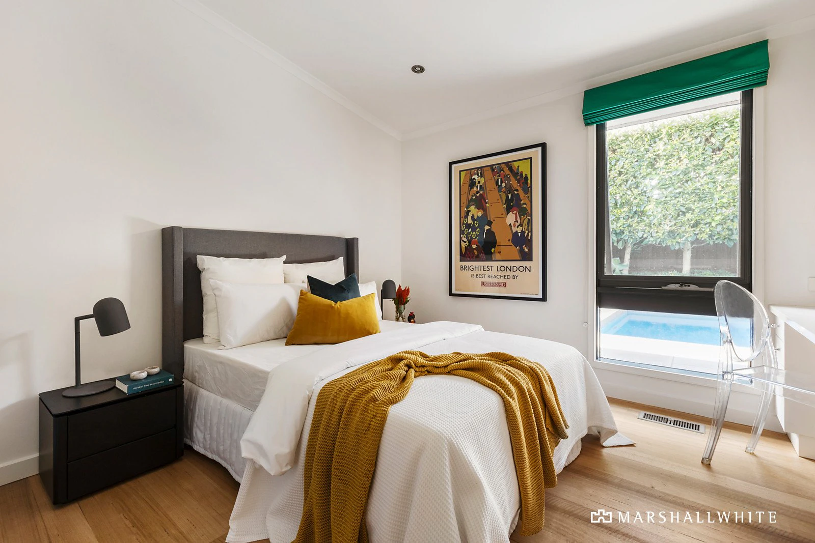 11 Bradford Avenue, Kew, VIC