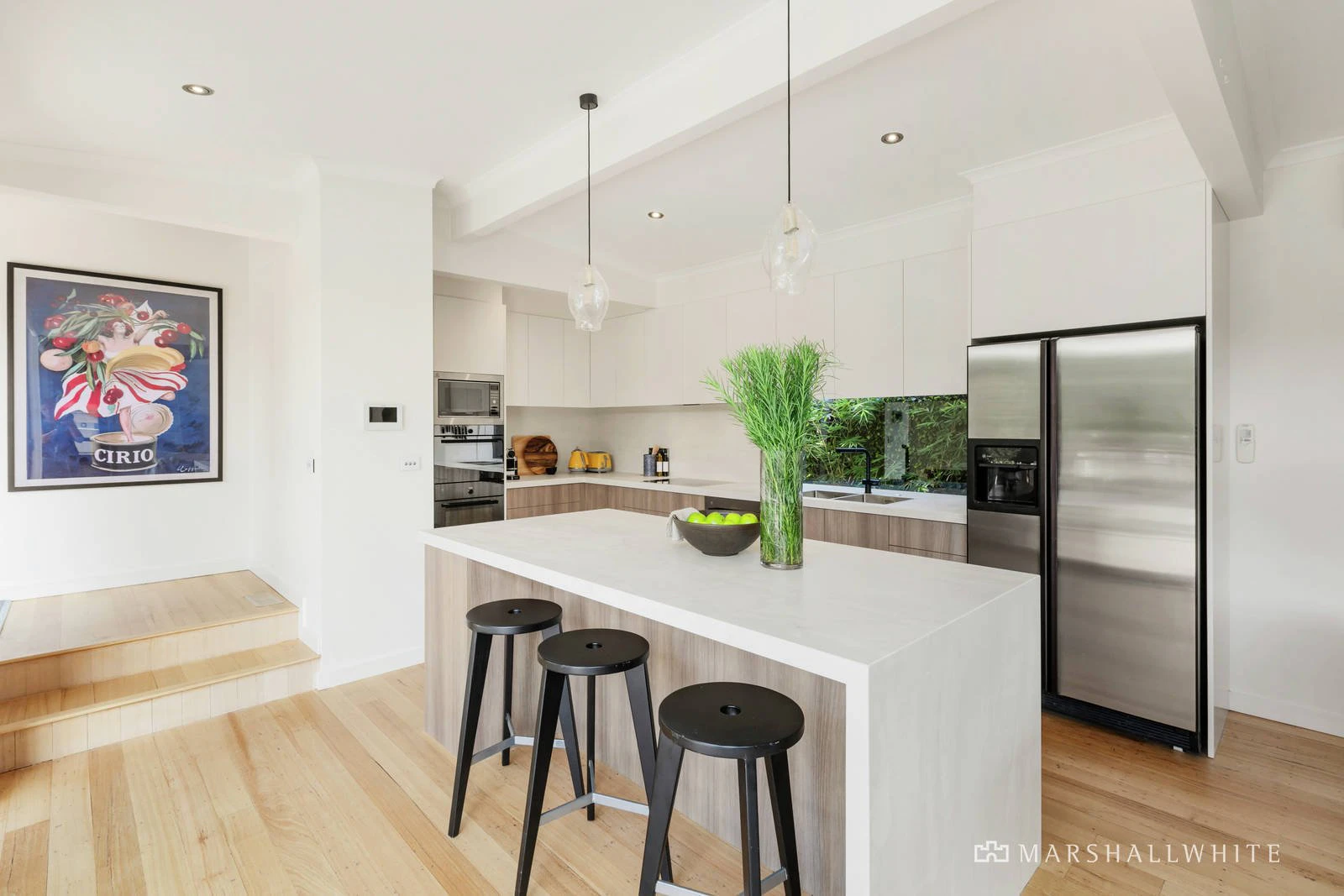 11 Bradford Avenue, Kew, VIC