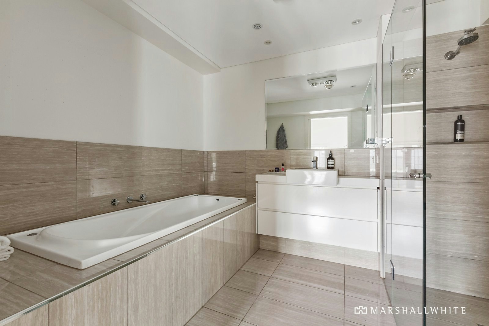 21/284 Dorcas Street, South Melbourne, VIC