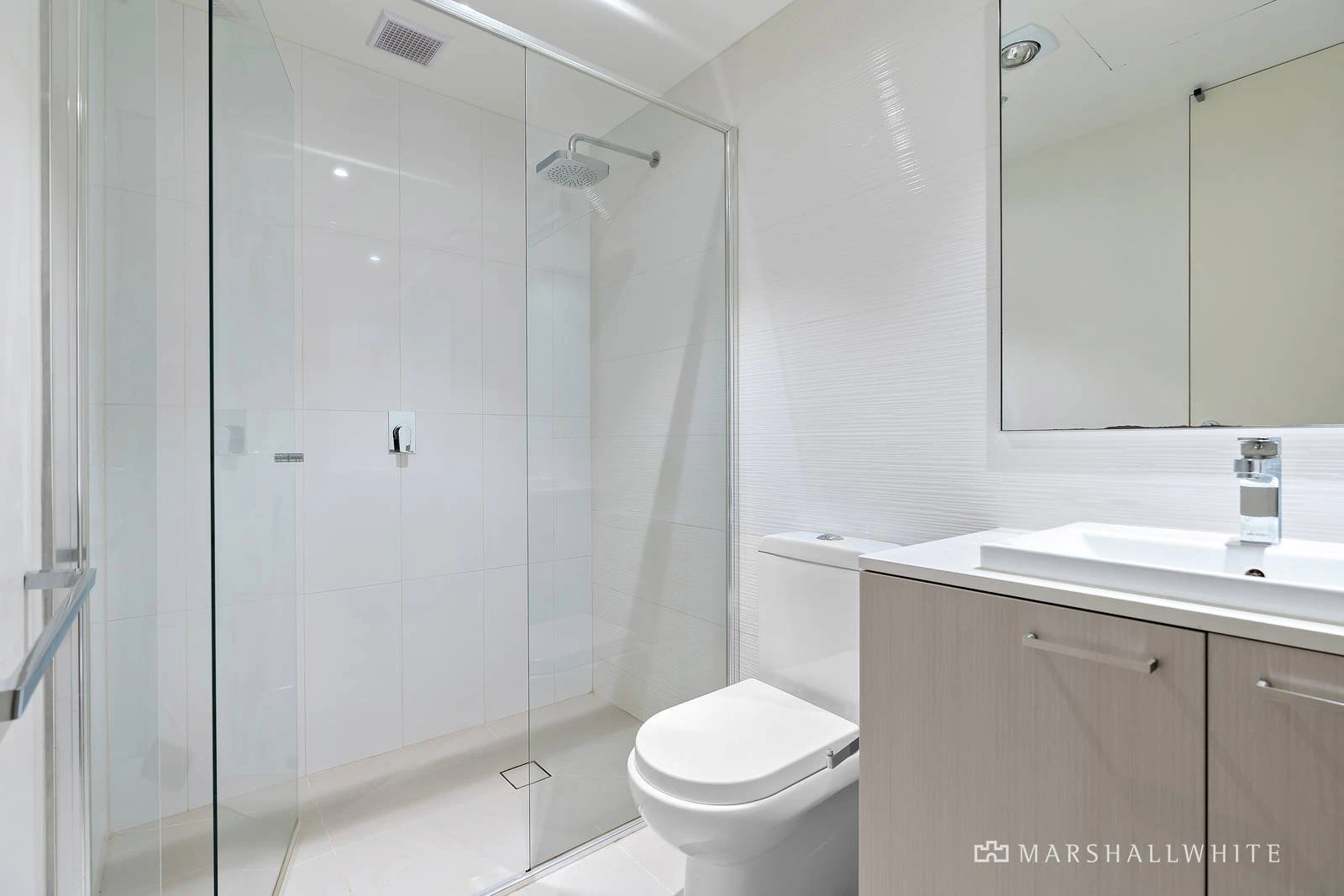 20/872 - 874 Doncaster Road, Doncaster East, VIC