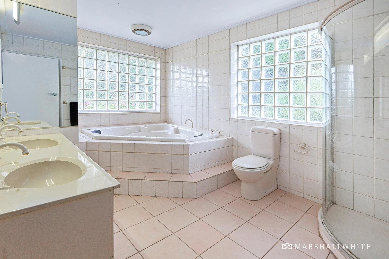 5 Lorrimore Close, Mount Eliza, VIC
