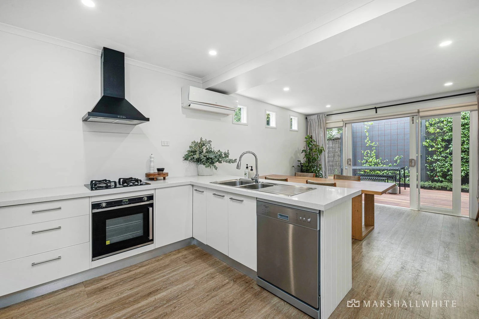 1/11 Kent Street, Mornington, VIC