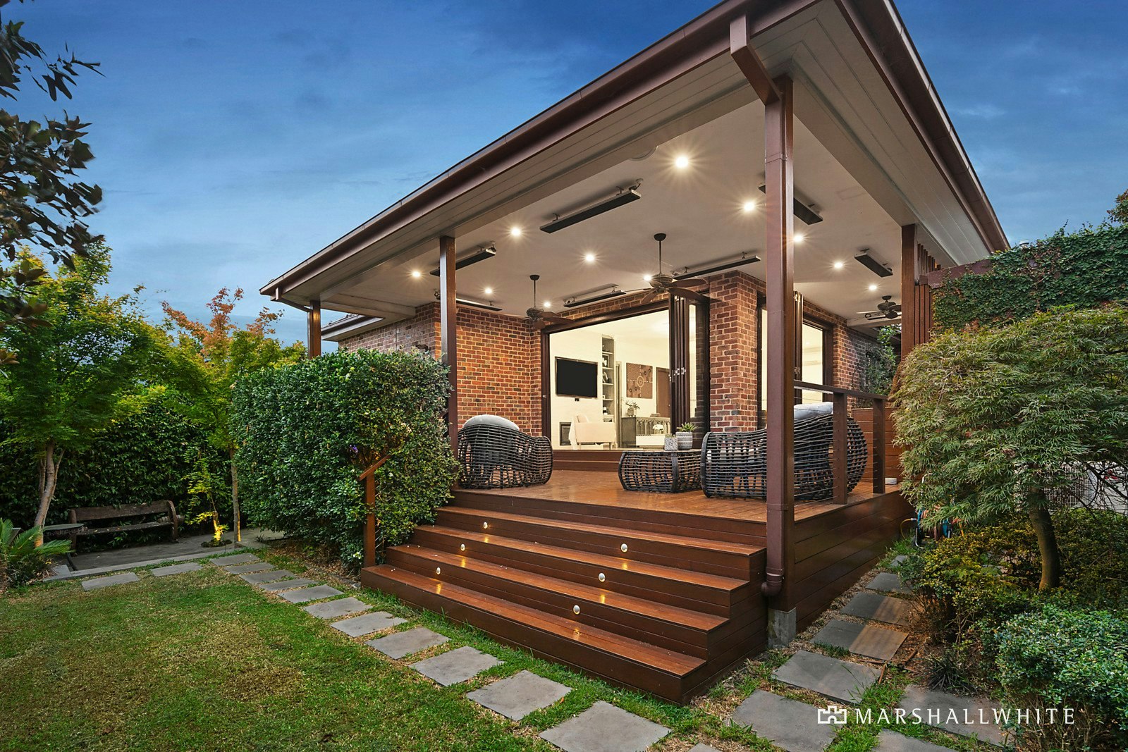 9 Harris Avenue, Glen Iris, VIC