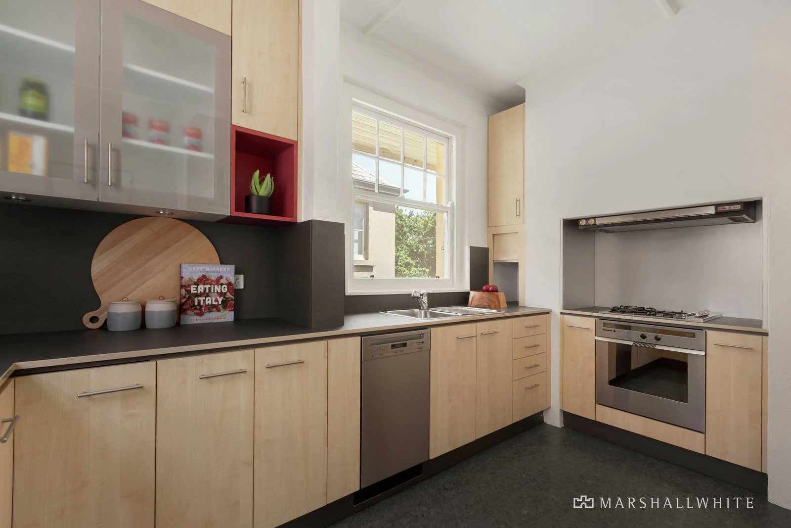 2/29B Hampden Road, Armadale, VIC
