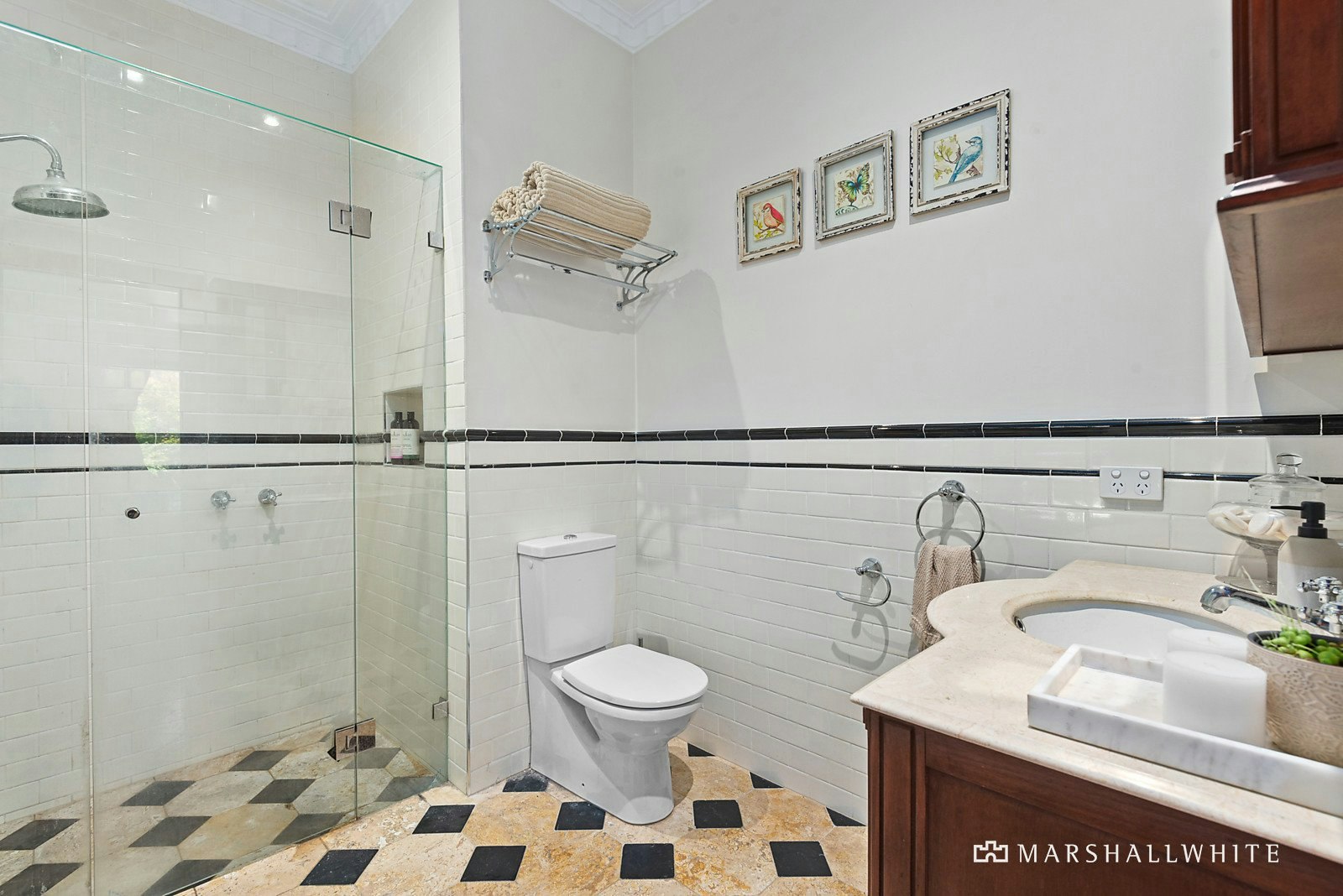 9 Harris Avenue, Glen Iris, VIC