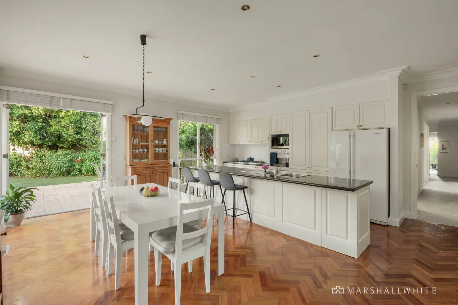 5 Connell Court, Balwyn, VIC