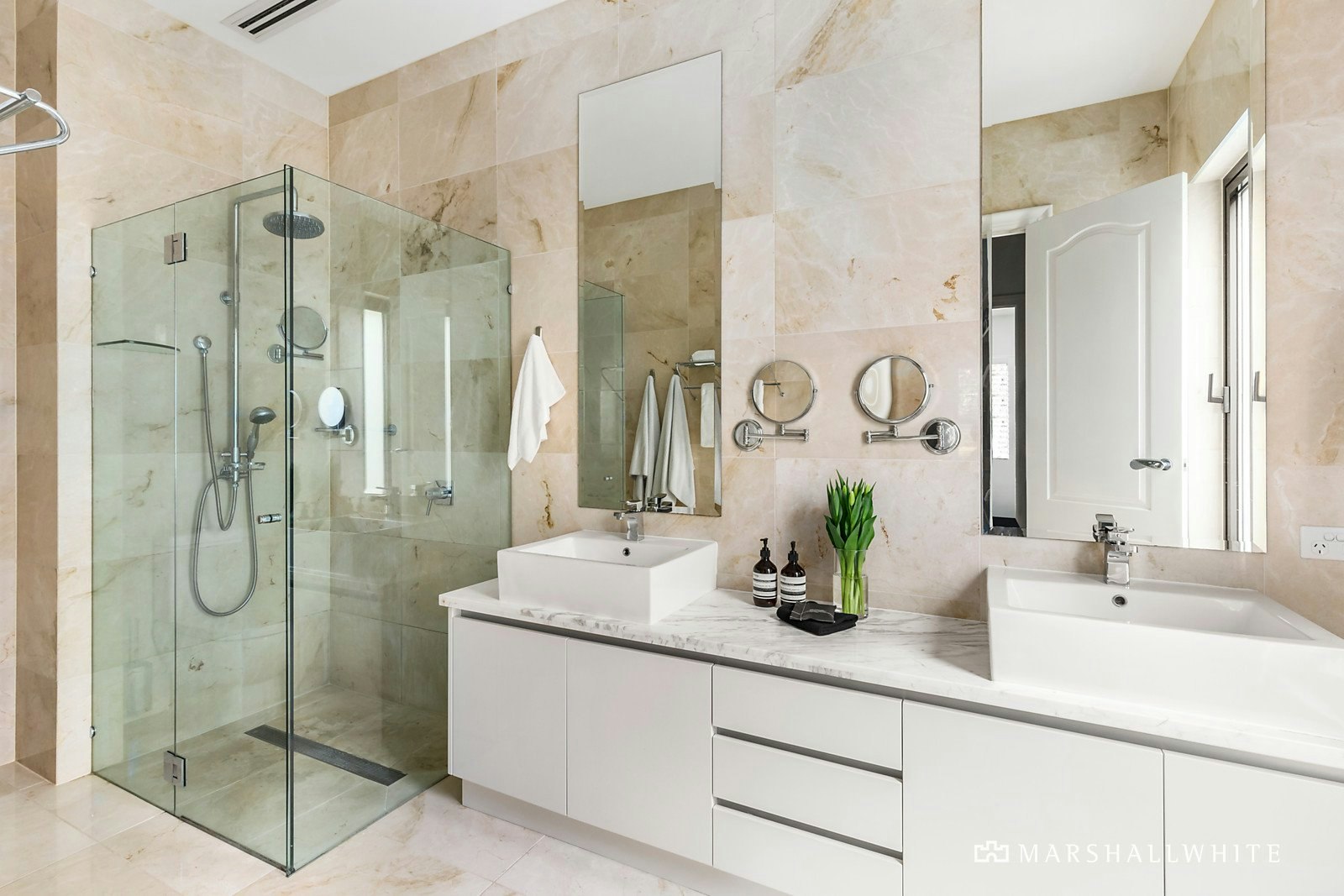 18 Hornsby Street, Malvern, VIC