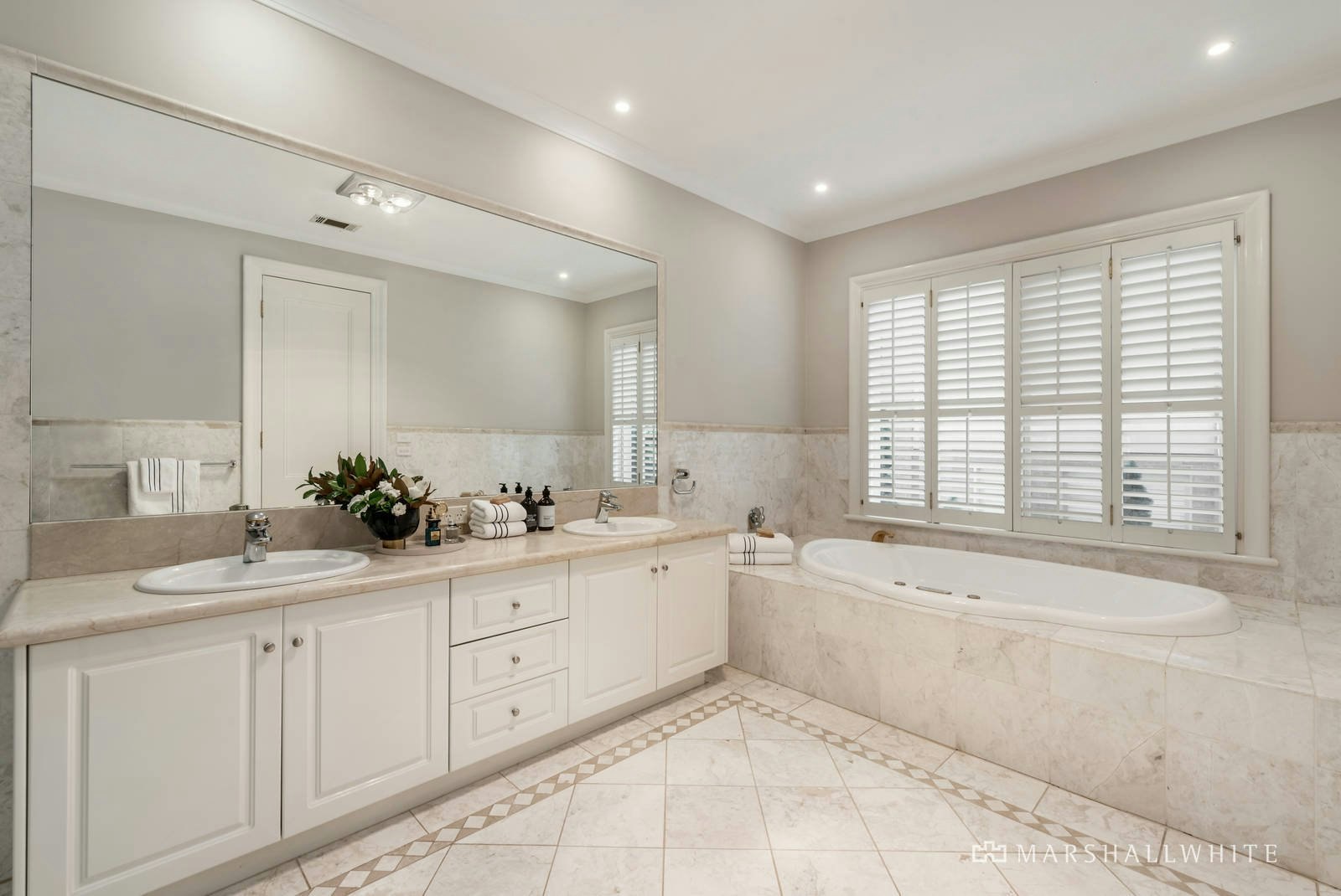 128 Yarrbat Avenue, Balwyn, VIC