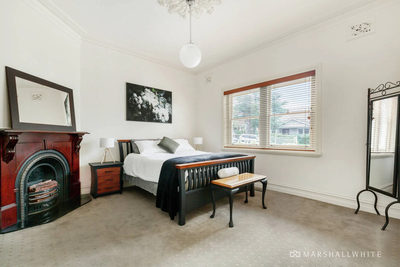 17 Ross Street, Surrey Hills, VIC