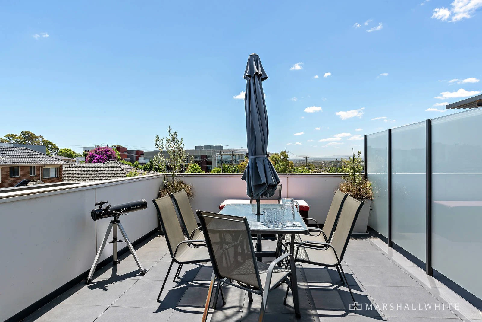 22/33 Queens Avenue, Doncaster, VIC