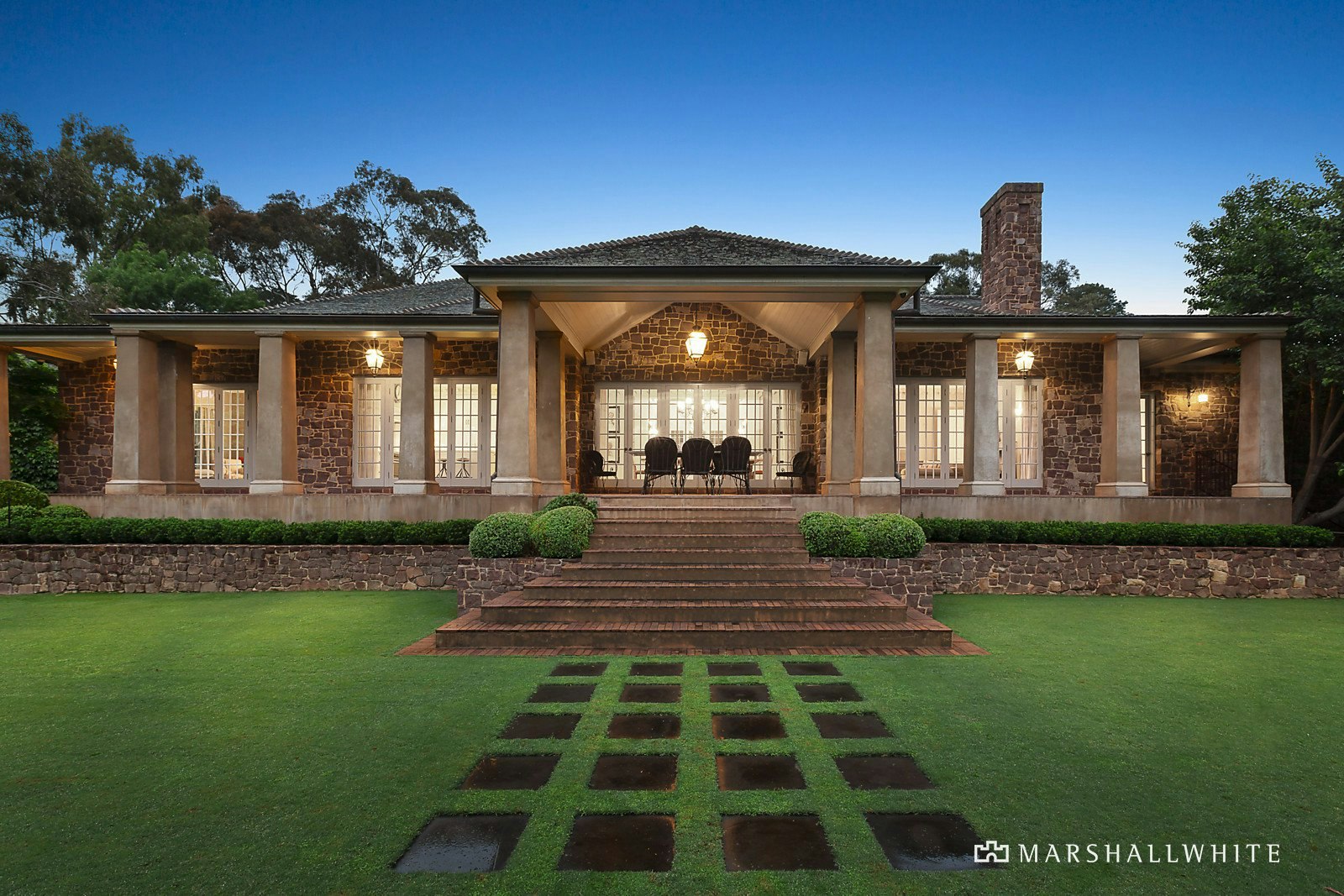 29 Dirlton Crescent, Park Orchards, VIC