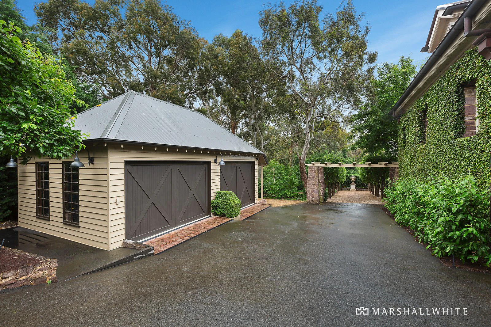 29 Dirlton Crescent, Park Orchards, VIC