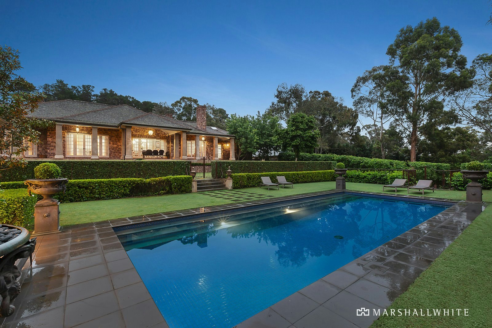 29 Dirlton Crescent, Park Orchards, VIC