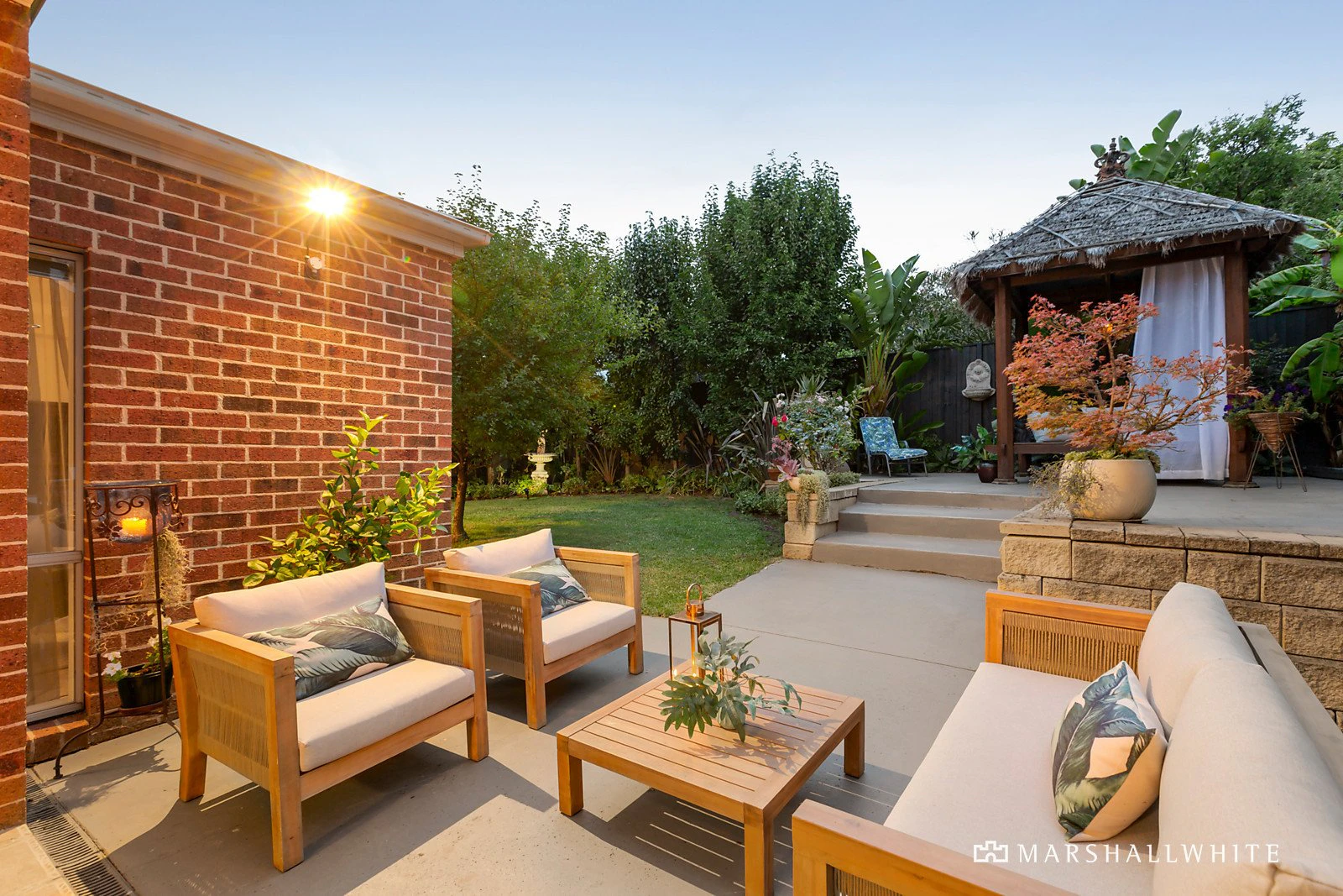 2 Dickens Street, Glen Iris, VIC