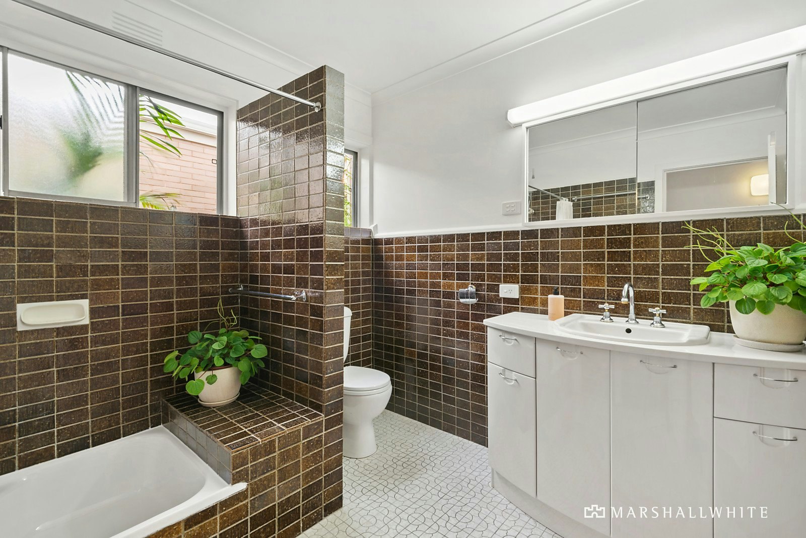 1/3 Estella Street, Glen Iris, VIC