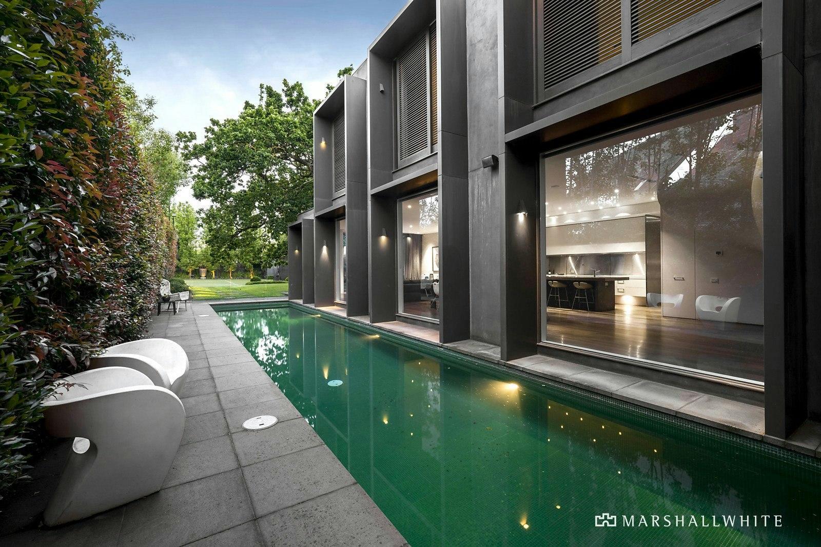 42 Avenue Athol, Canterbury, VIC