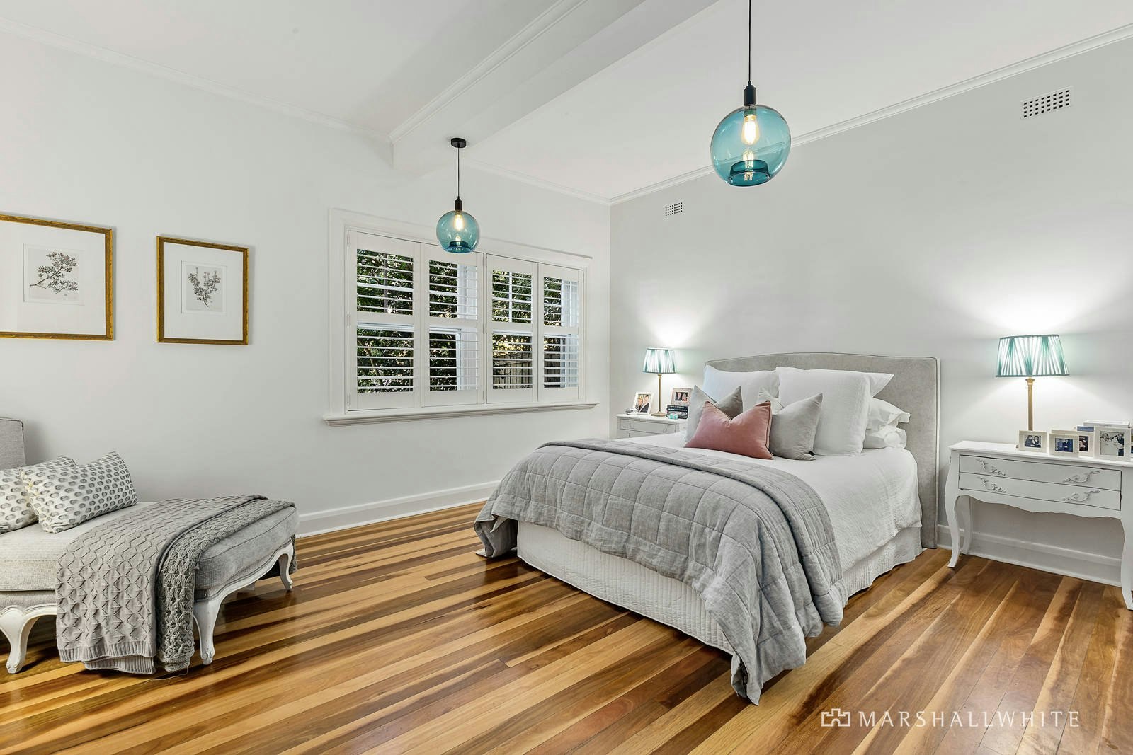 33 Dorrington Avenue, Glen Iris, VIC