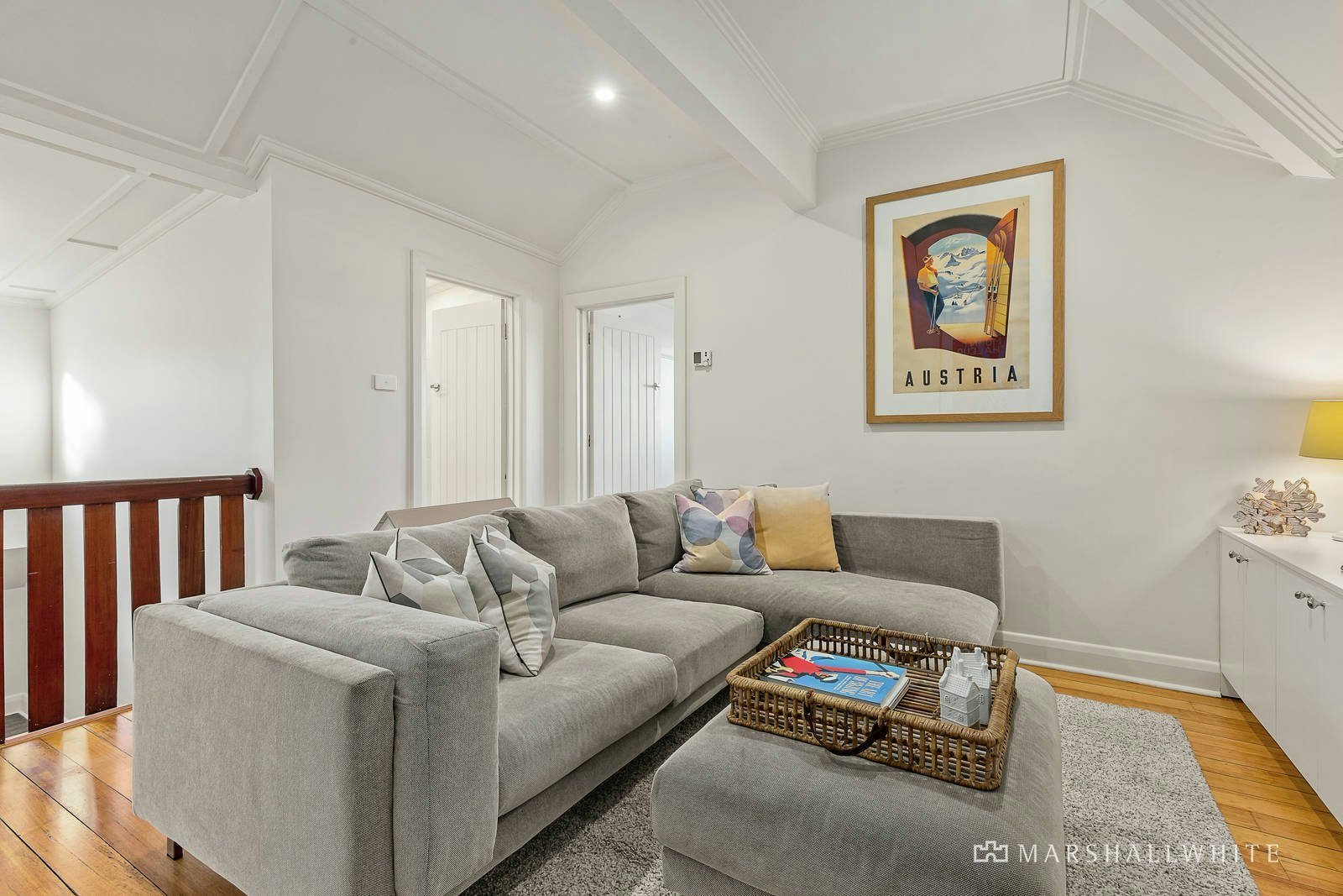 33 Dorrington Avenue, Glen Iris, VIC