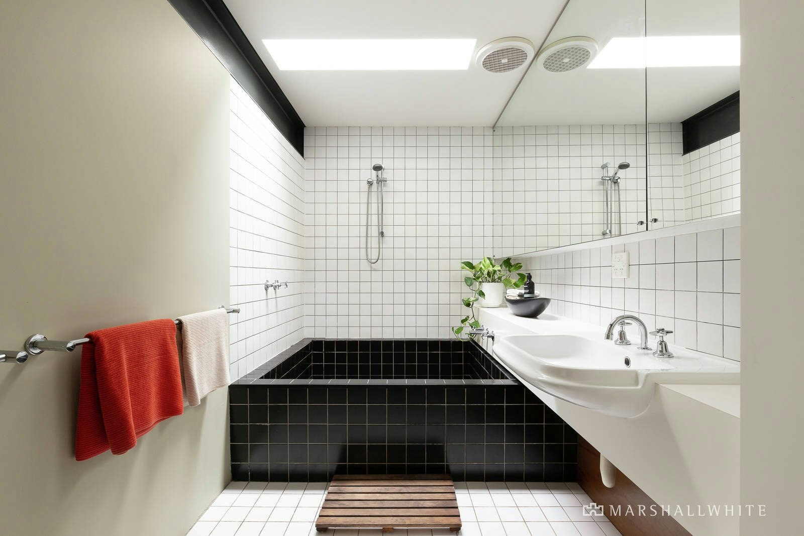 18 Spencer Road, Camberwell, VIC