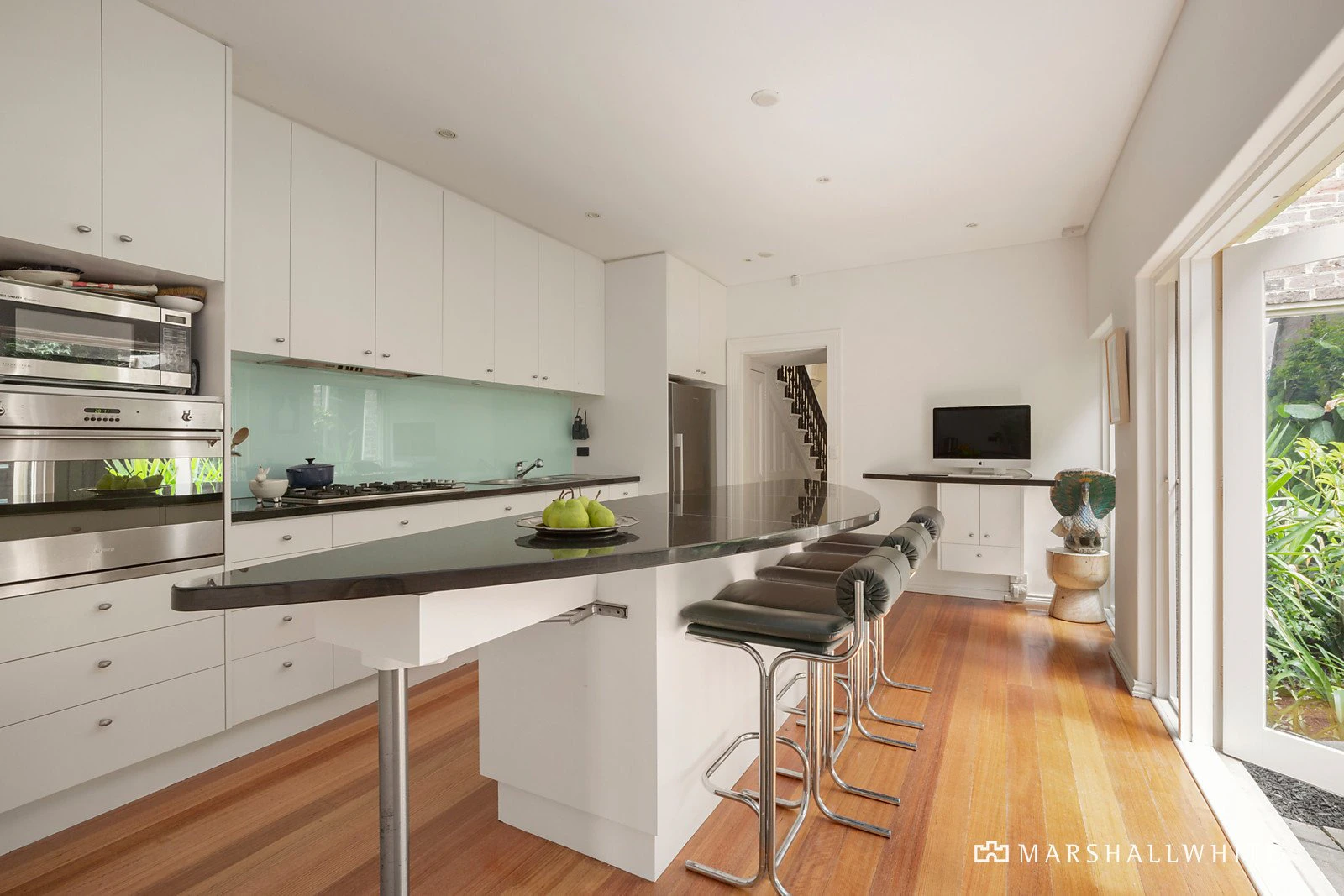 18 Park Street, St Kilda West, VIC
