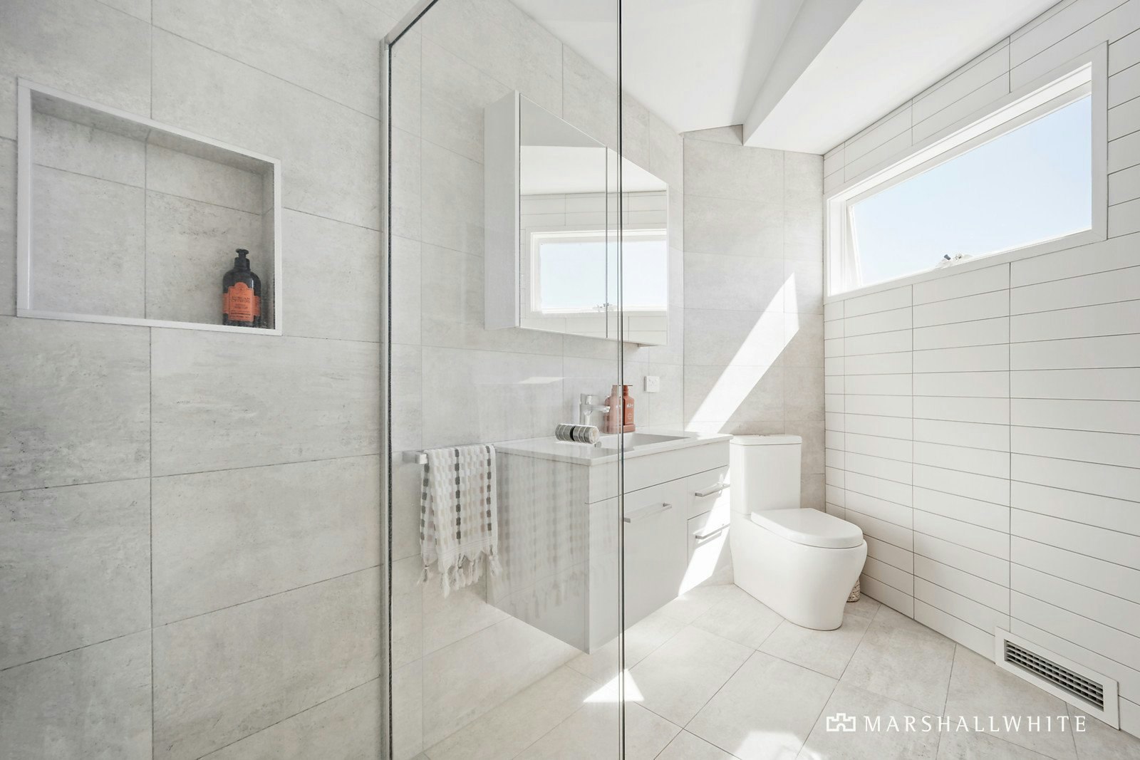 1 Kirkwood Drive, Camberwell, VIC