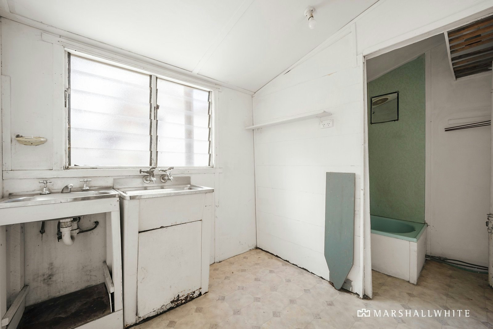 29 Finlay Street, Albert Park, VIC