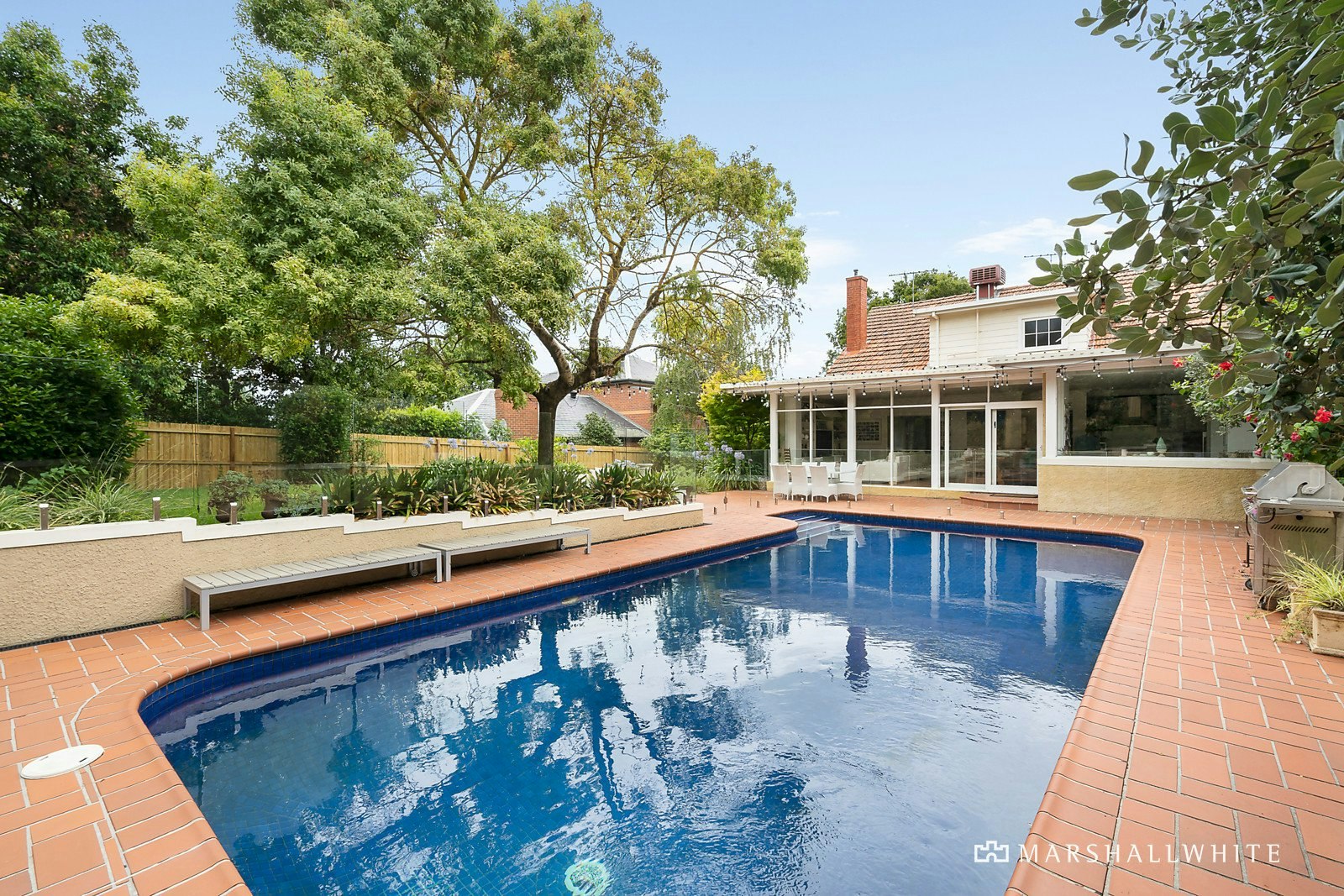 33 Dorrington Avenue, Glen Iris, VIC