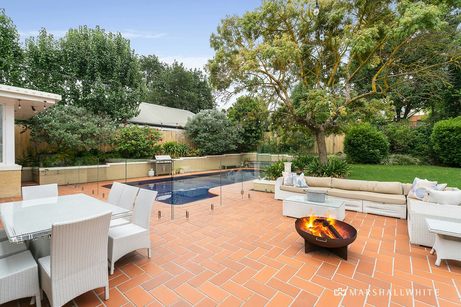 33 Dorrington Avenue, Glen Iris, VIC