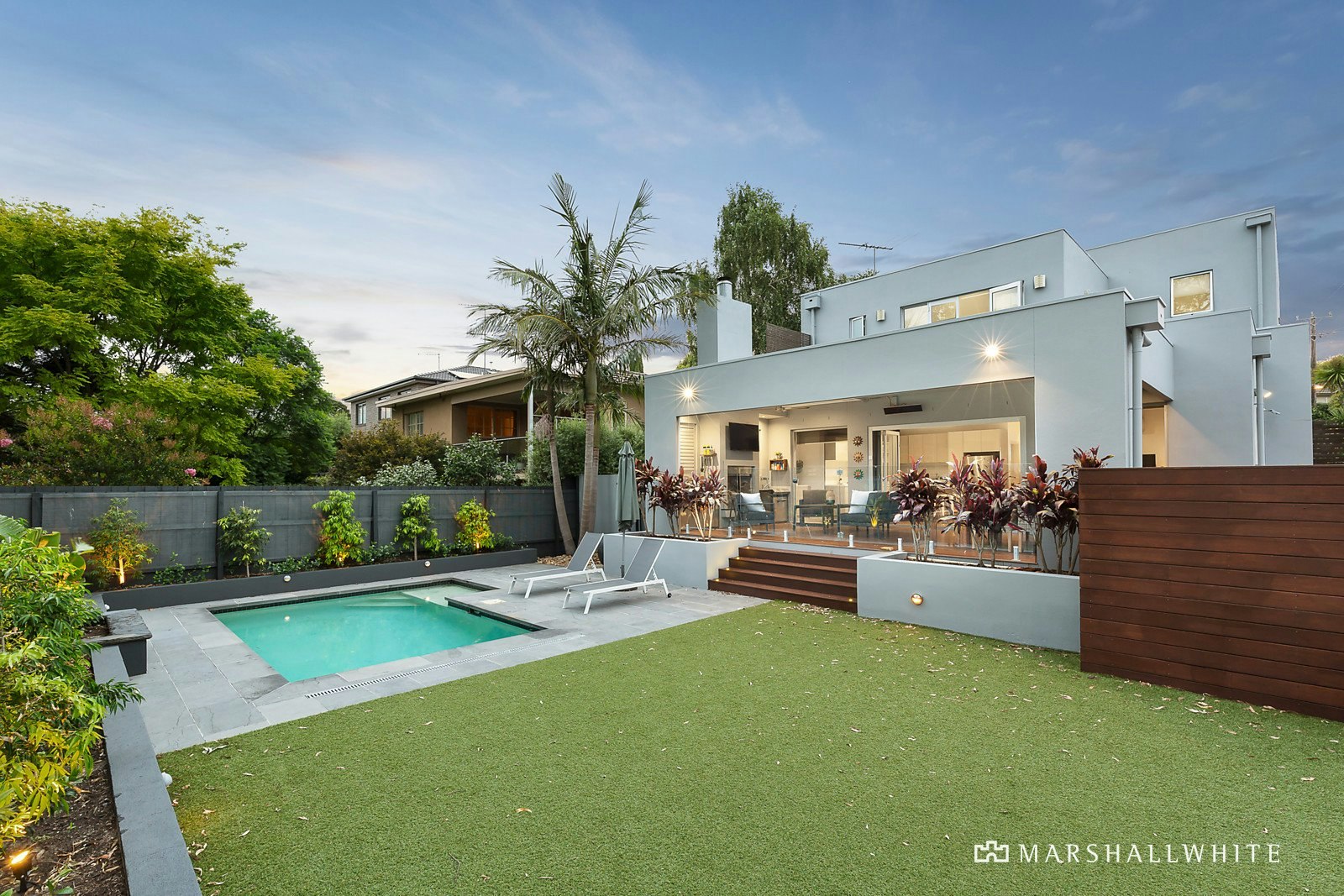 15 Spruzen Avenue, Kew East, VIC