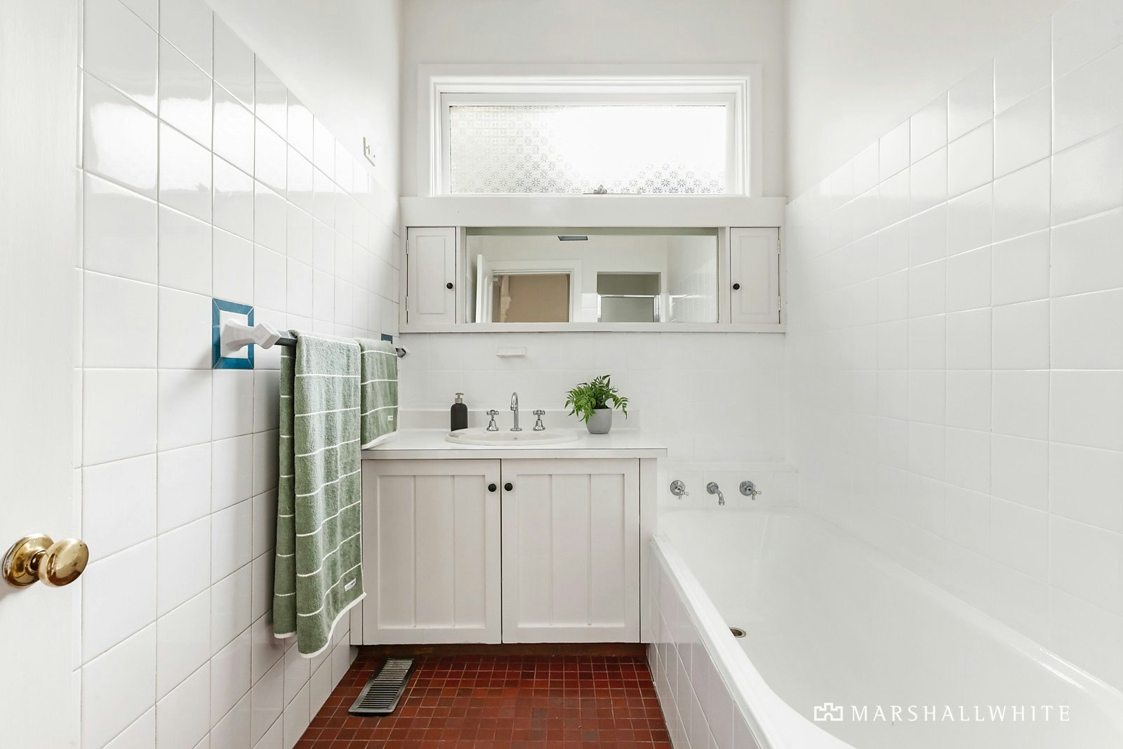 14 Leopold Crescent, Mont Albert, VIC