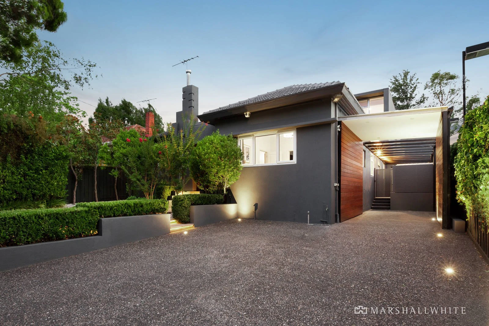 14 Gardiner Parade, Glen Iris, VIC
