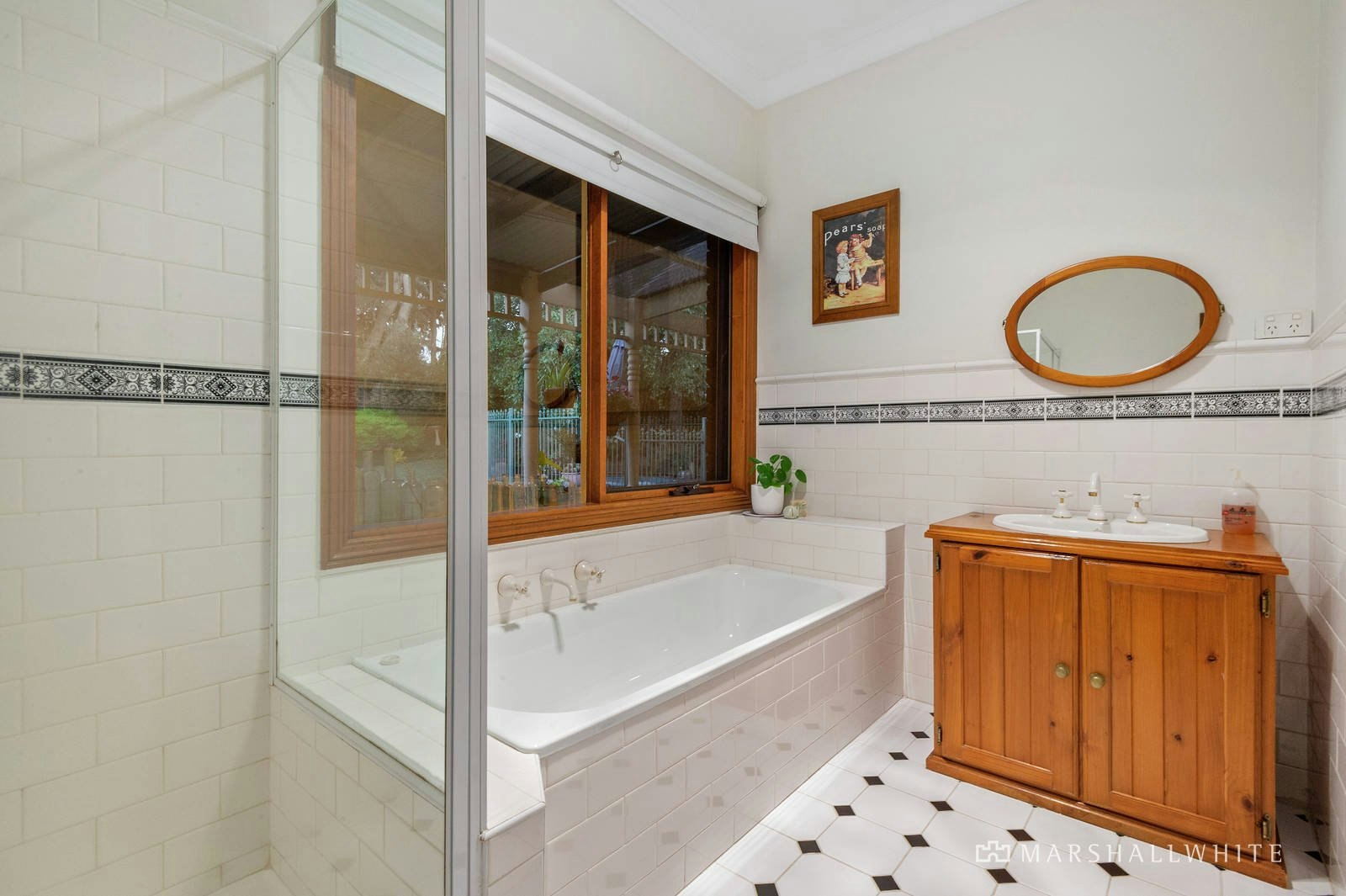 8 Kilbirnie Close, Mount Eliza, VIC