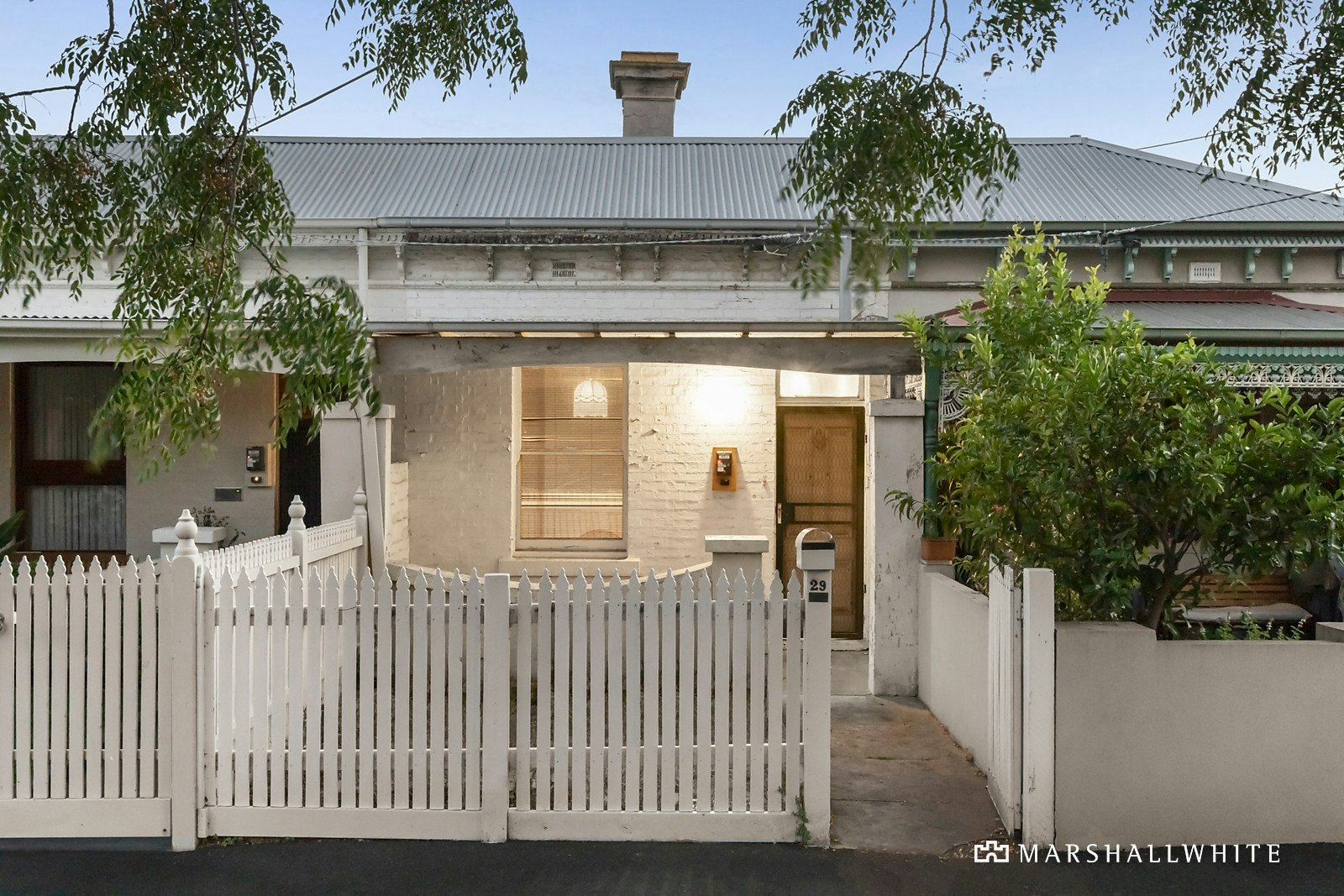 29 Finlay Street, Albert Park, VIC