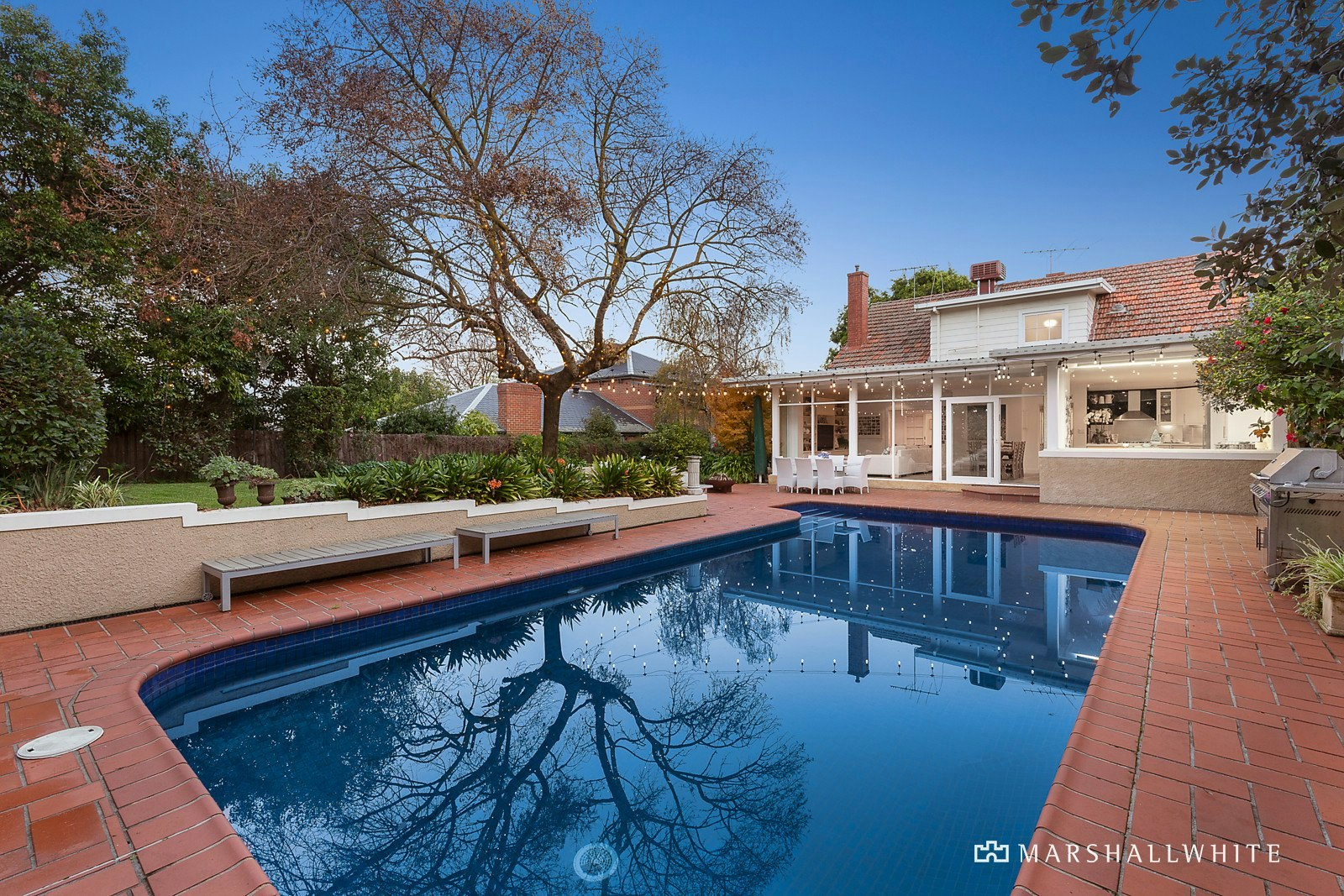 33 Dorrington Avenue, Glen Iris, VIC