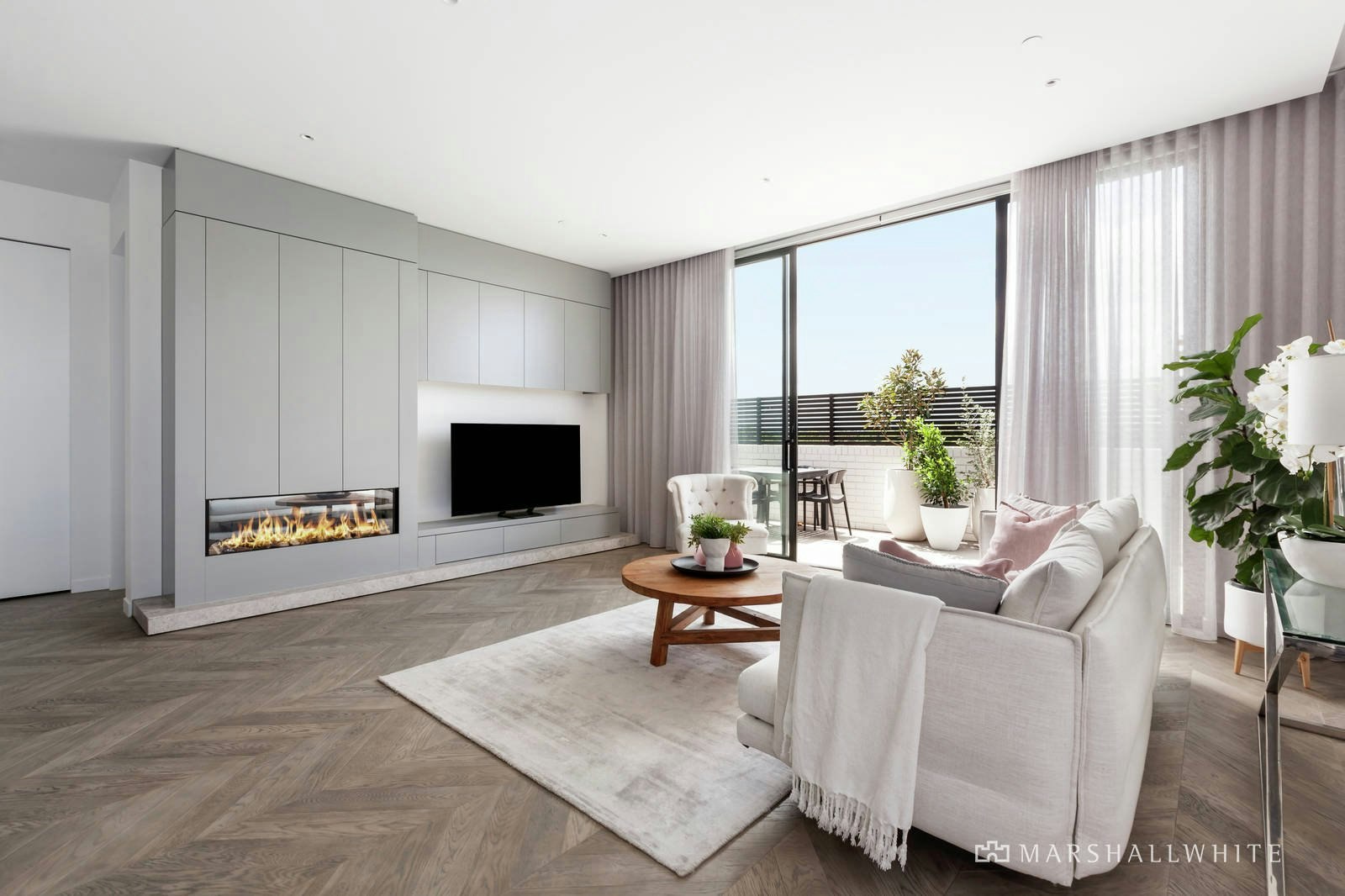 202/2a Nyora Street, Malvern East, VIC