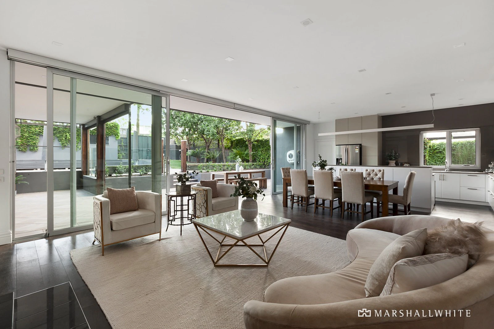 14 Gardiner Parade, Glen Iris, VIC