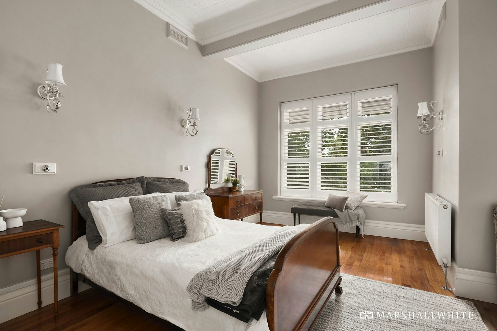 90 Tooronga Road, Malvern East, VIC