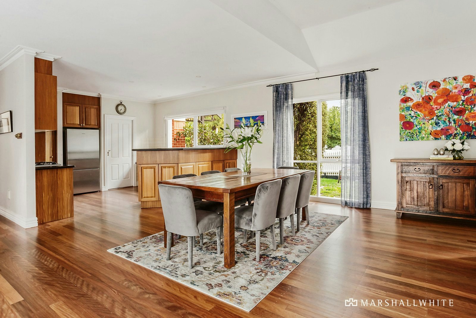 10 Kinsale Crescent, Balwyn, VIC