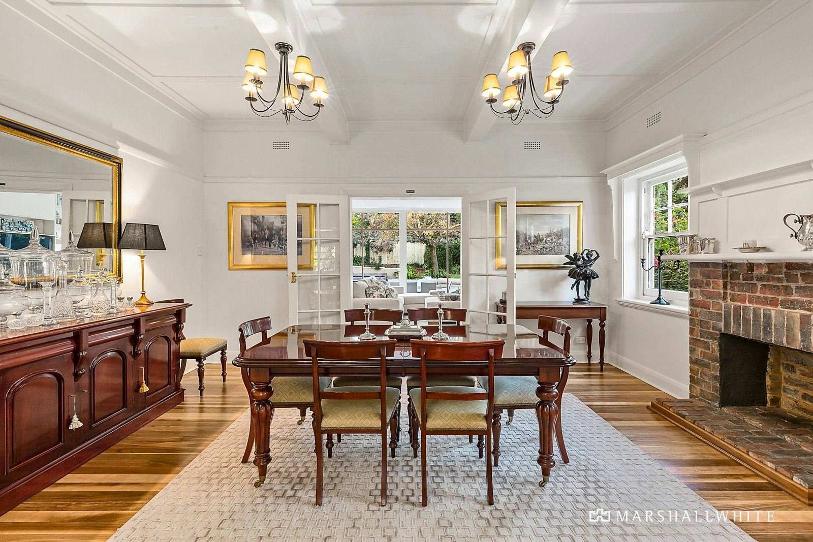 33 Dorrington Avenue, Glen Iris, VIC