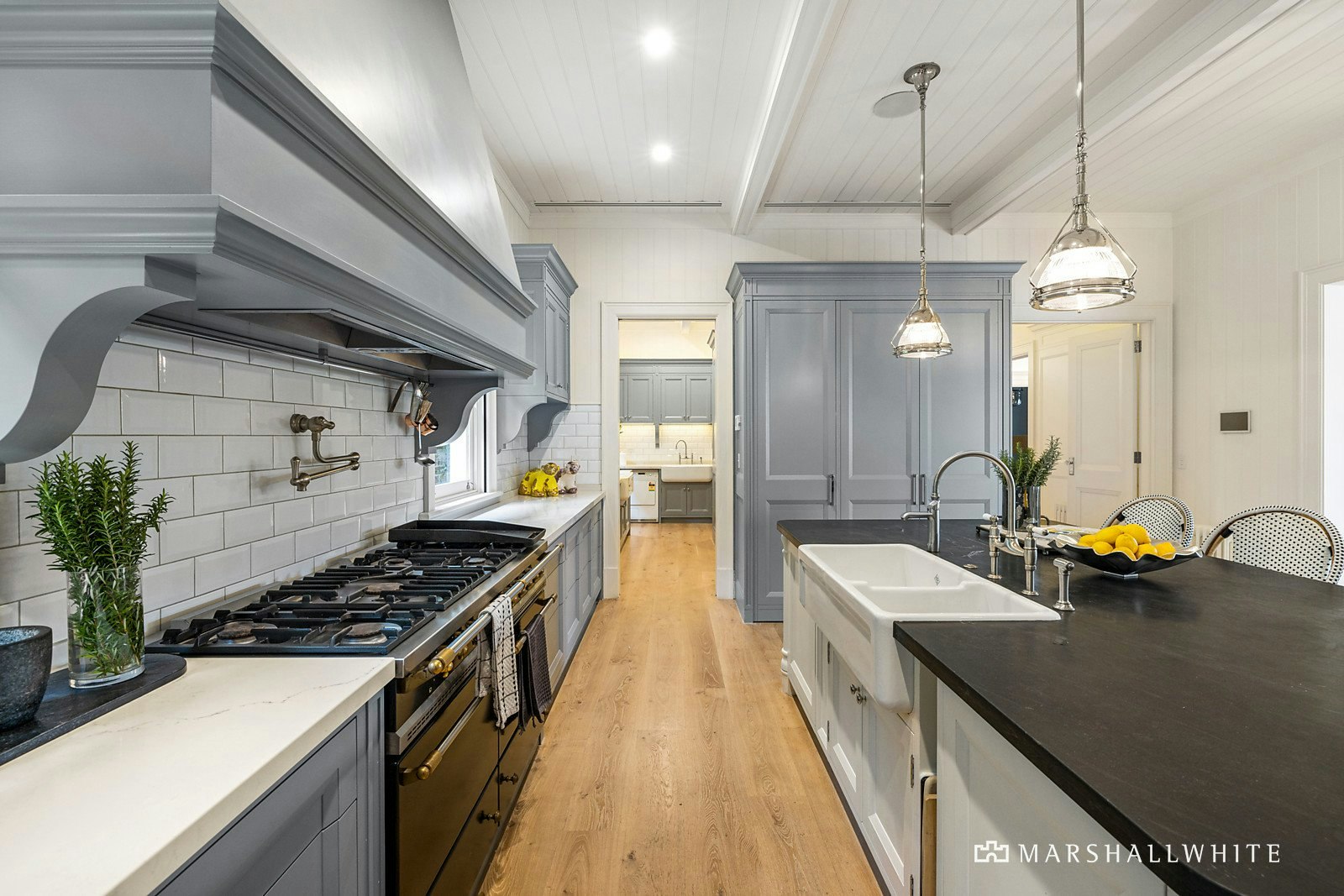 62B Hopetoun Road, Toorak, VIC