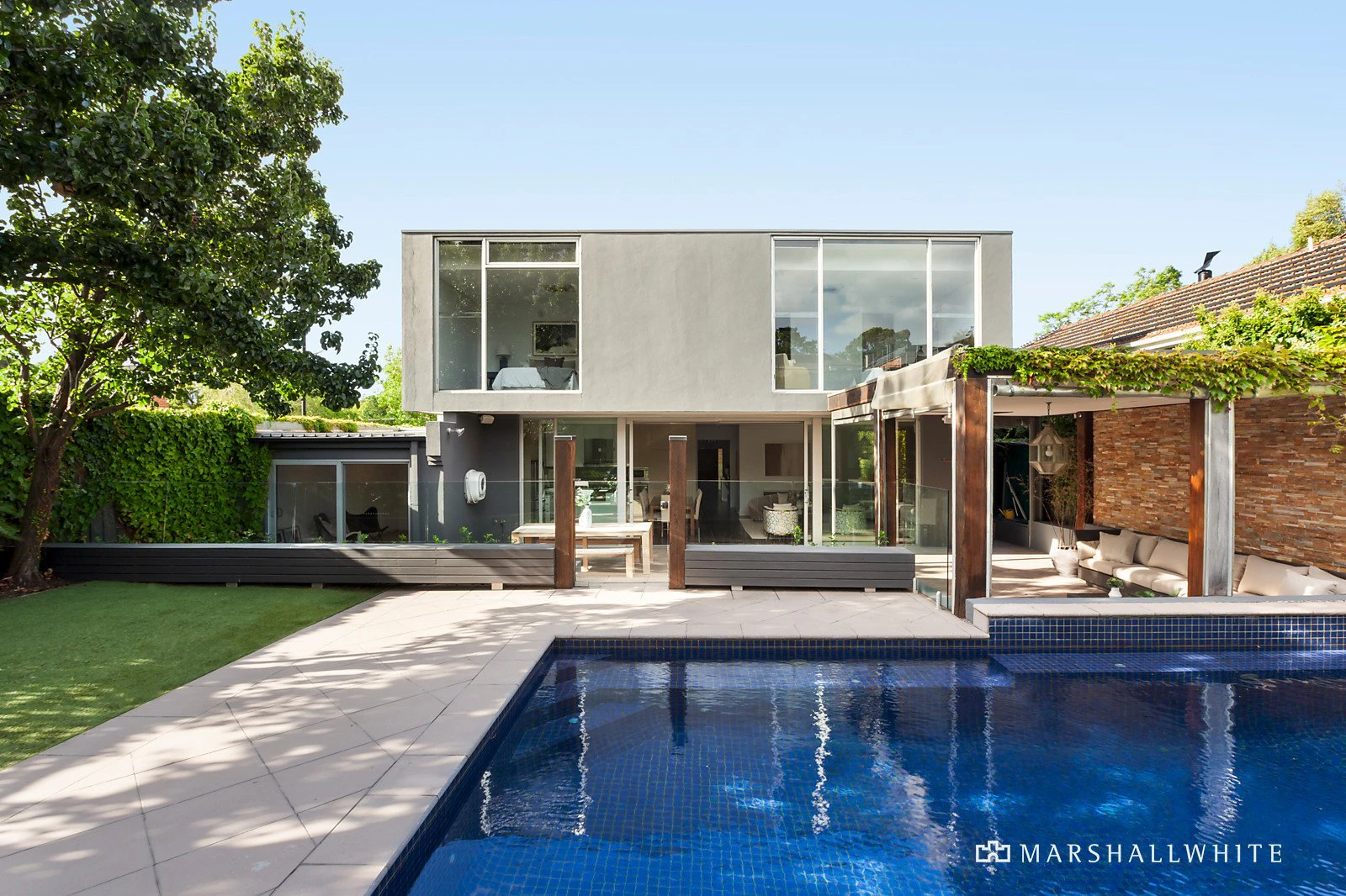 14 Gardiner Parade, Glen Iris, VIC