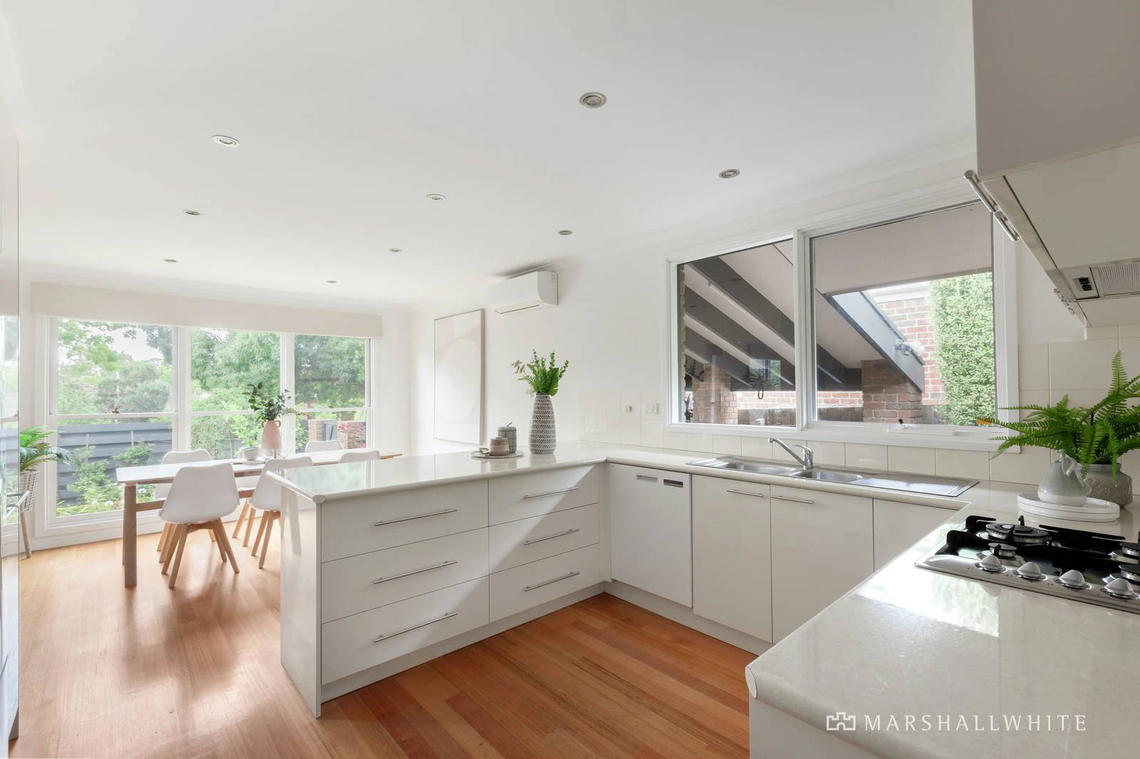 74A Rosedale Road, Glen Iris, VIC