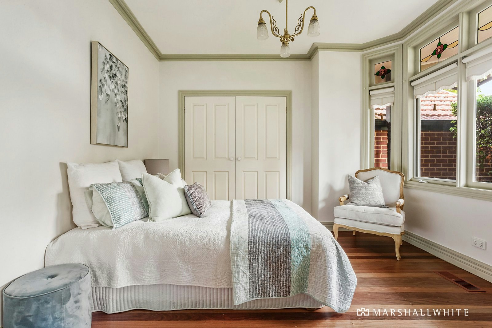 10 Kinsale Crescent, Balwyn, VIC